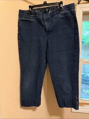 Cropped Ankle Jeans in Deep Indigo - Comfortable Stretch